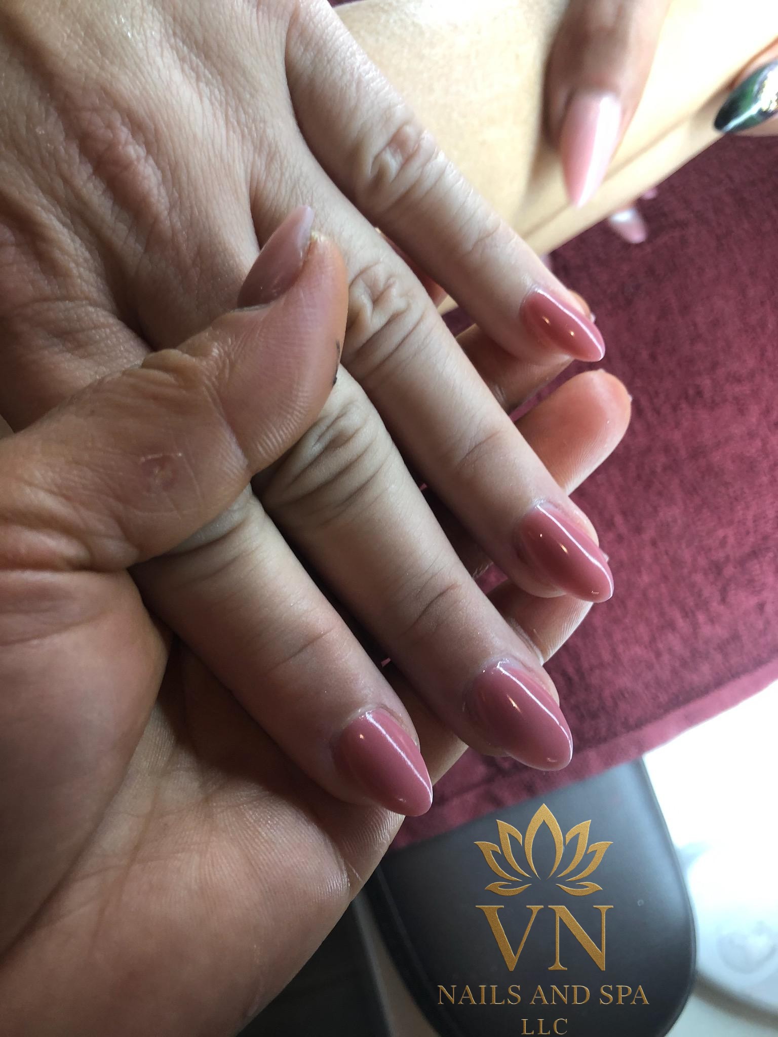 Vn Nails And Spa Wiggins, MS 39577